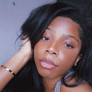 Meet your Posher, Le’andra